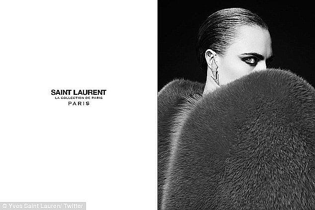 © Twitter, Фотосесия за La Collection De Paris, на марката Saint Laurent