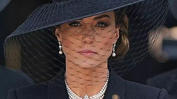 Днес 19 септември Кейт Мидълтън цялото кралско семейство и хиляди