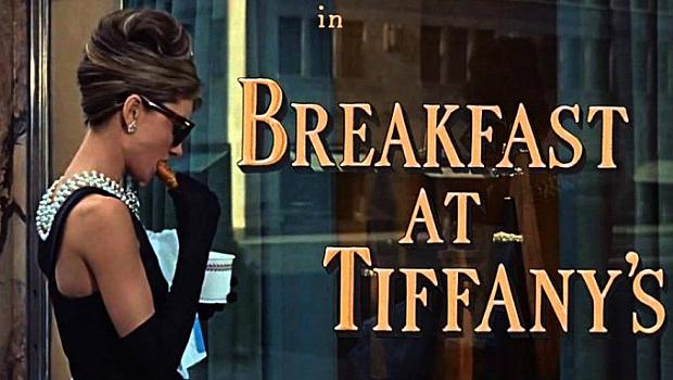 Франк Оушън с кавър на емблематичния саундтрак на "Закуска в Тифани"