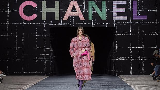 Какви ще са тенденциите за есен-зима 2022/23 според Chanel?