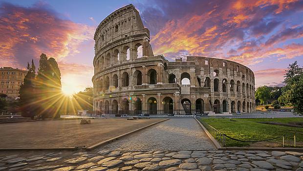 Романтичните огнени залези на Рим: Гледките, които ще ви накарат да се влюбите
