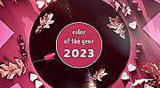 Цветът на 2023: Нетрадиционно червено за нетрадиционно време